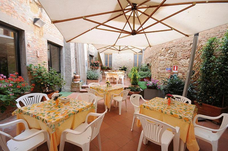 Albergo Duomo Montepulciano Luaran gambar